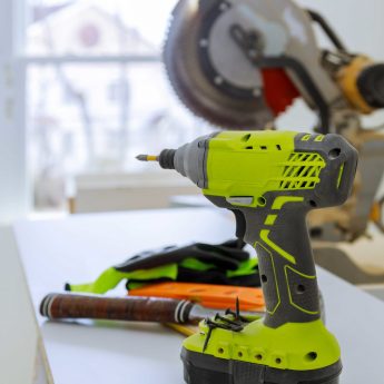 electric-screwdriver-on-the-power-tools-constructi-2021-09-04-10-25-43-utc